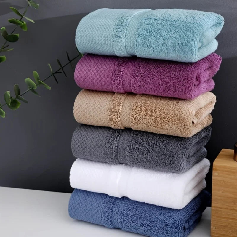 Plain Cotton Hand Towels Super Absorbent for Bathroom Use