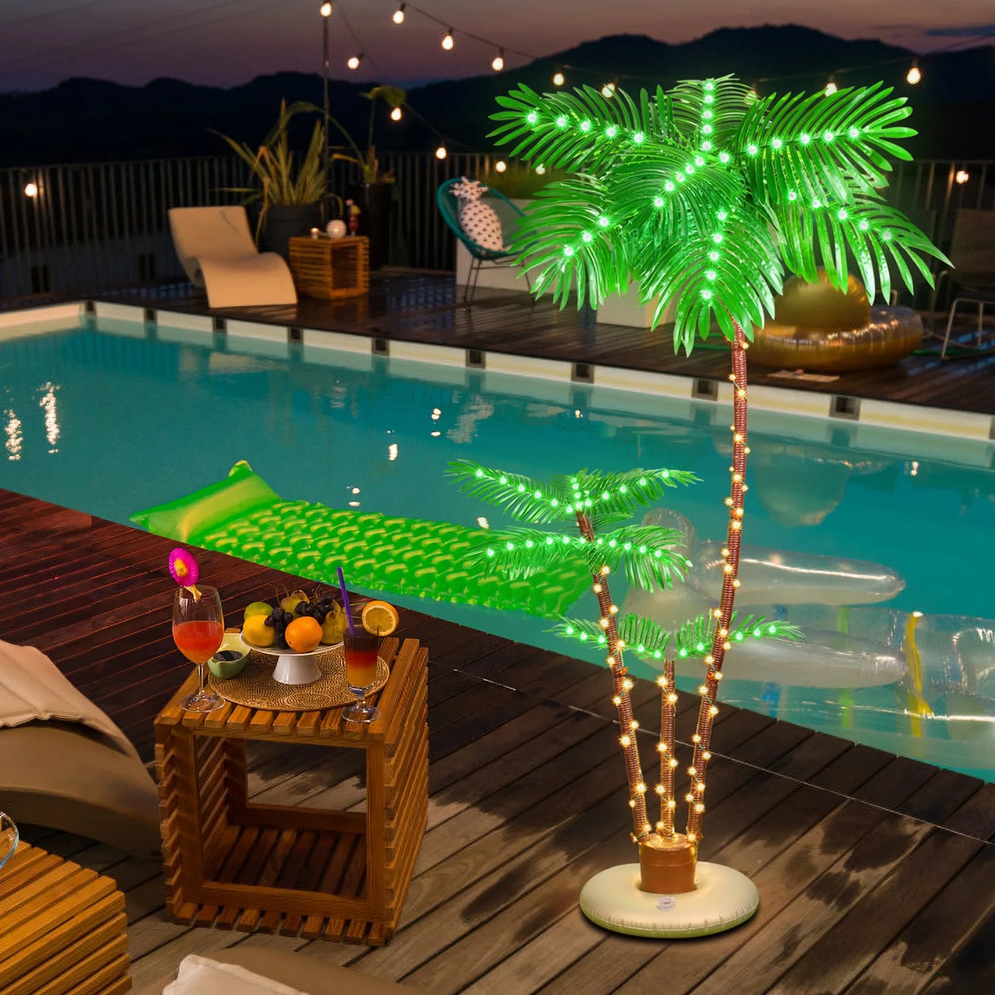 Solar Lighted Palm Tree Outdoor Christmas Decoration With 8 Modes
