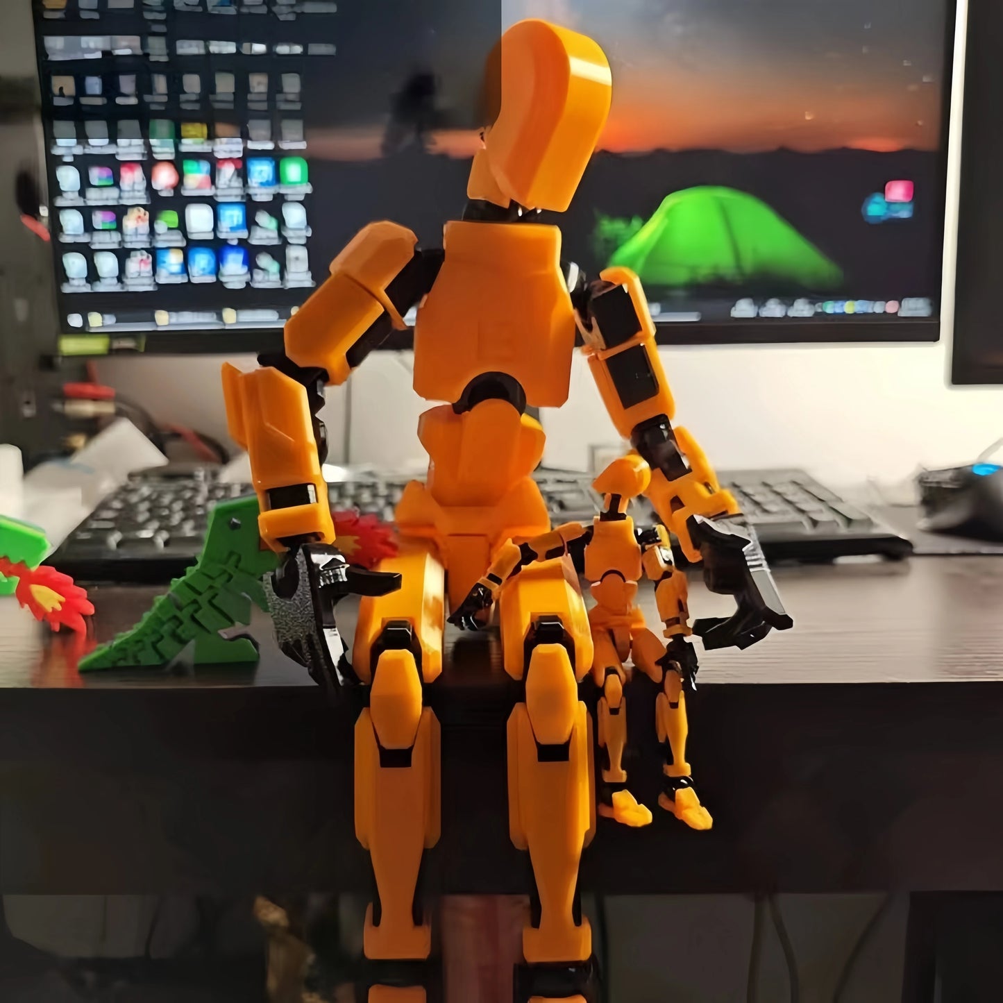 Six Pieces Movable Action Figures Set With Fully Articulated Joints