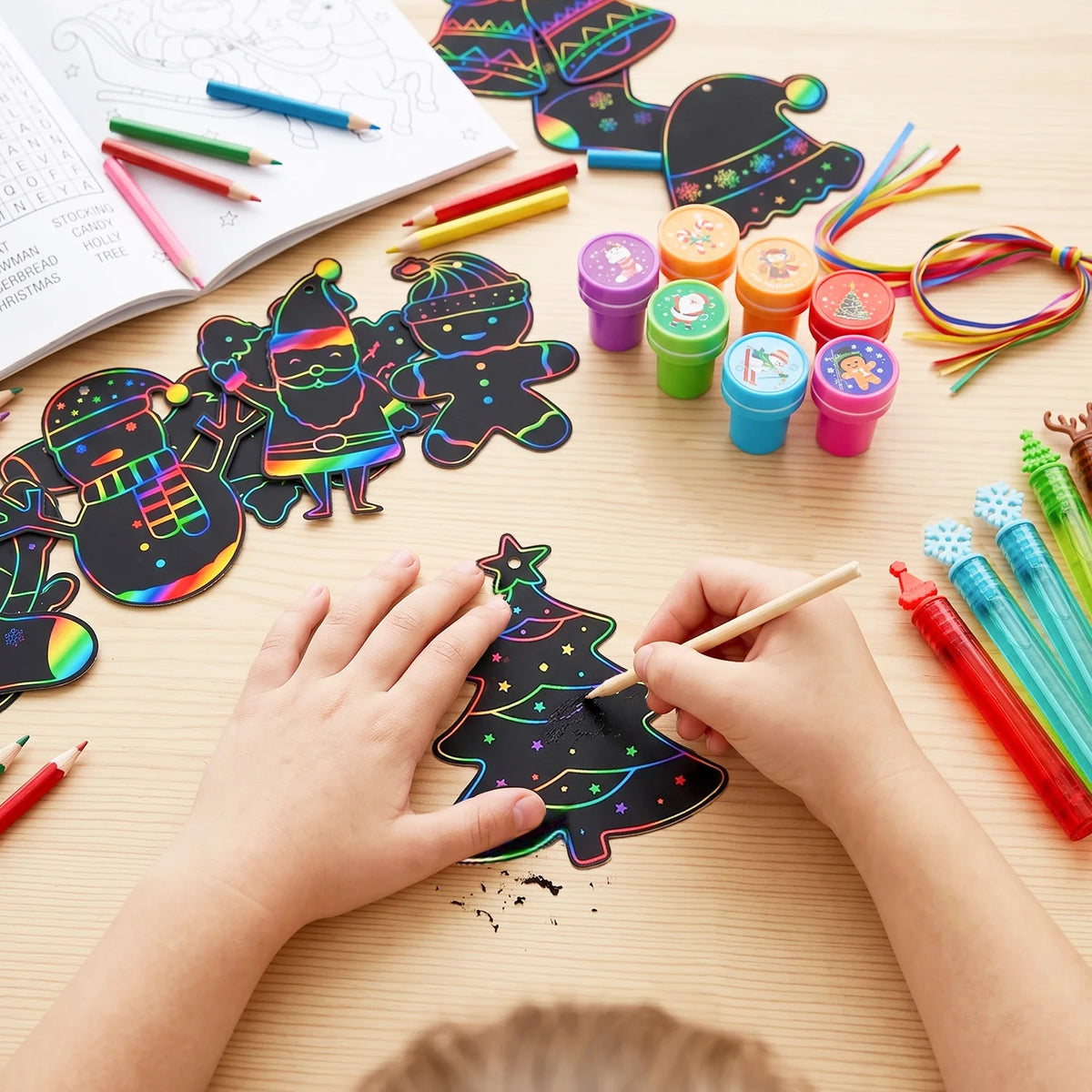 Christmas Party Favor and Activity Set