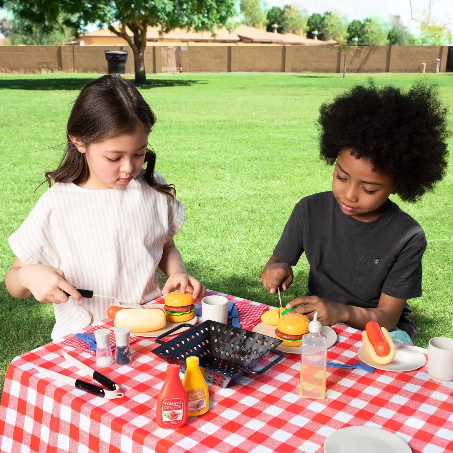 Joyfy Kids Kitchen Playset BBQ Grill Pretend Food Set