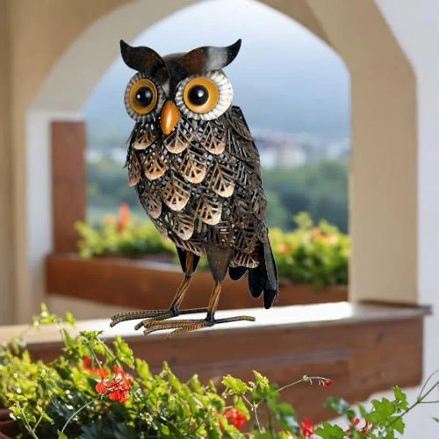 Metal Owl Garden Statue With Solar LED Lights For Patio